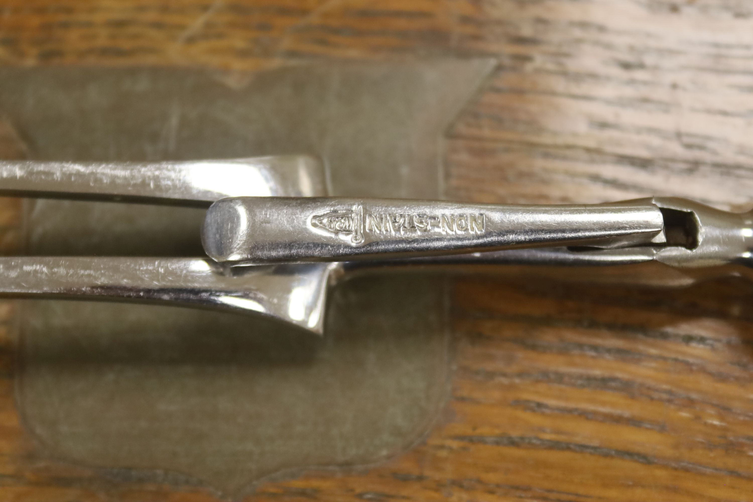 A Walker and Hall canteen of cutlery